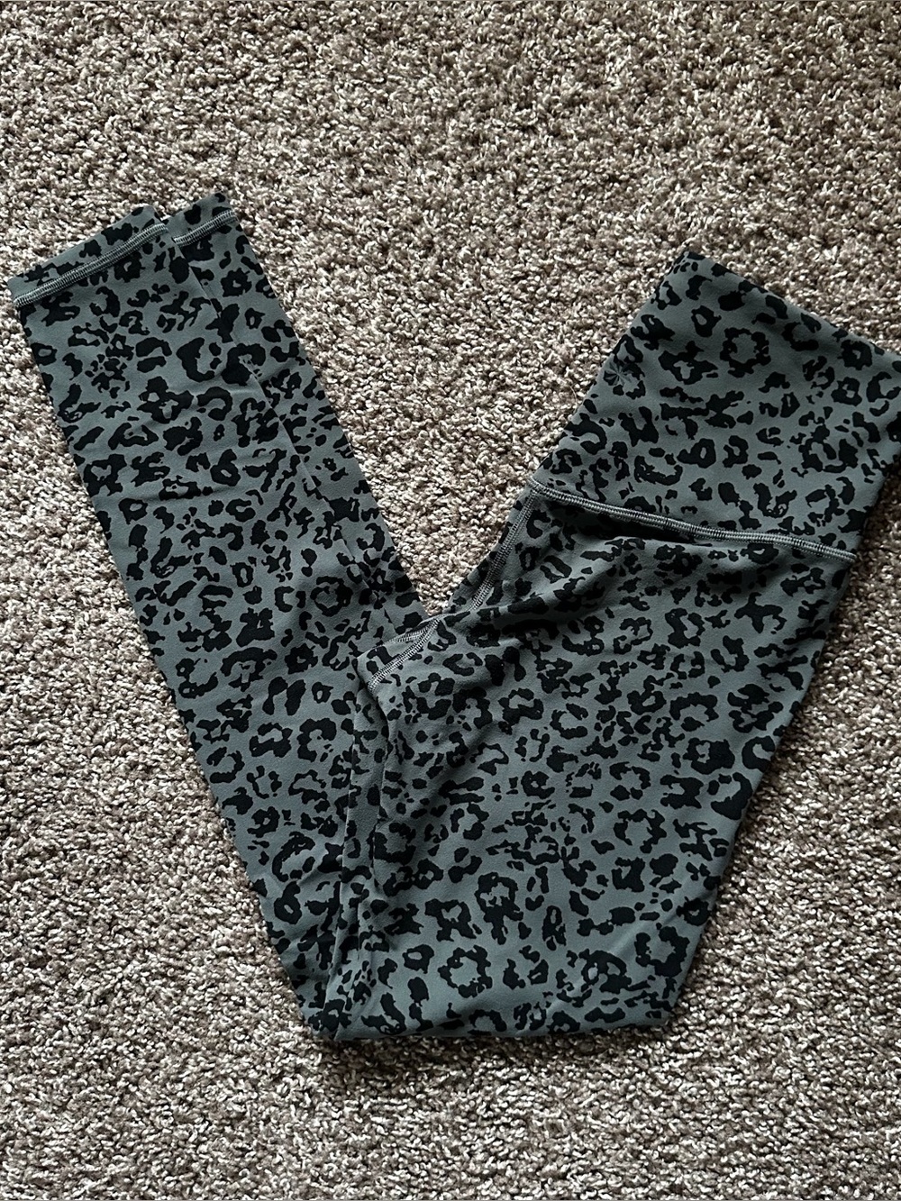 Athleta Elation Ultra High Rise Leopard Leggings XS - Picture 2 of 5